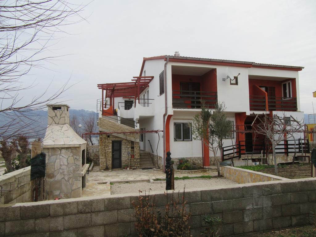 Apartments Leon Razanac Exterior photo