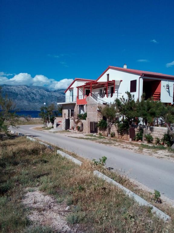 Apartments Leon Razanac Exterior photo